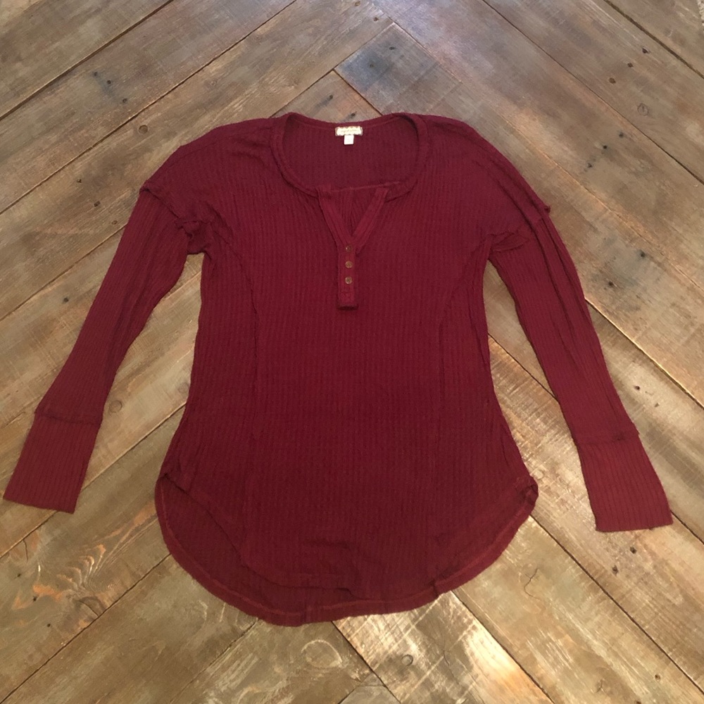 Eyeshadow Long-Sleeve Button Down V-Neck